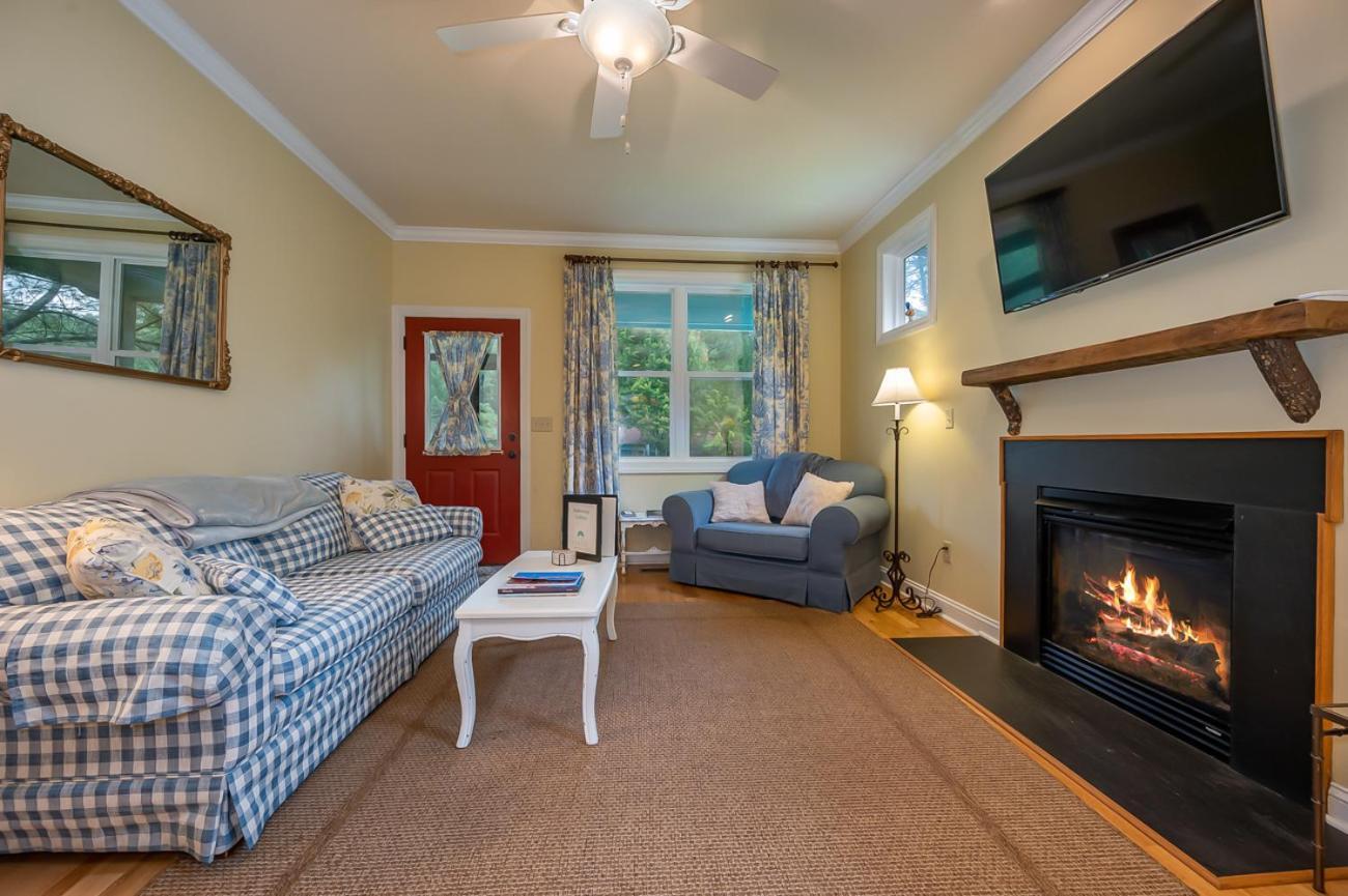 Buttercup Cottage Asheville Extérieur photo