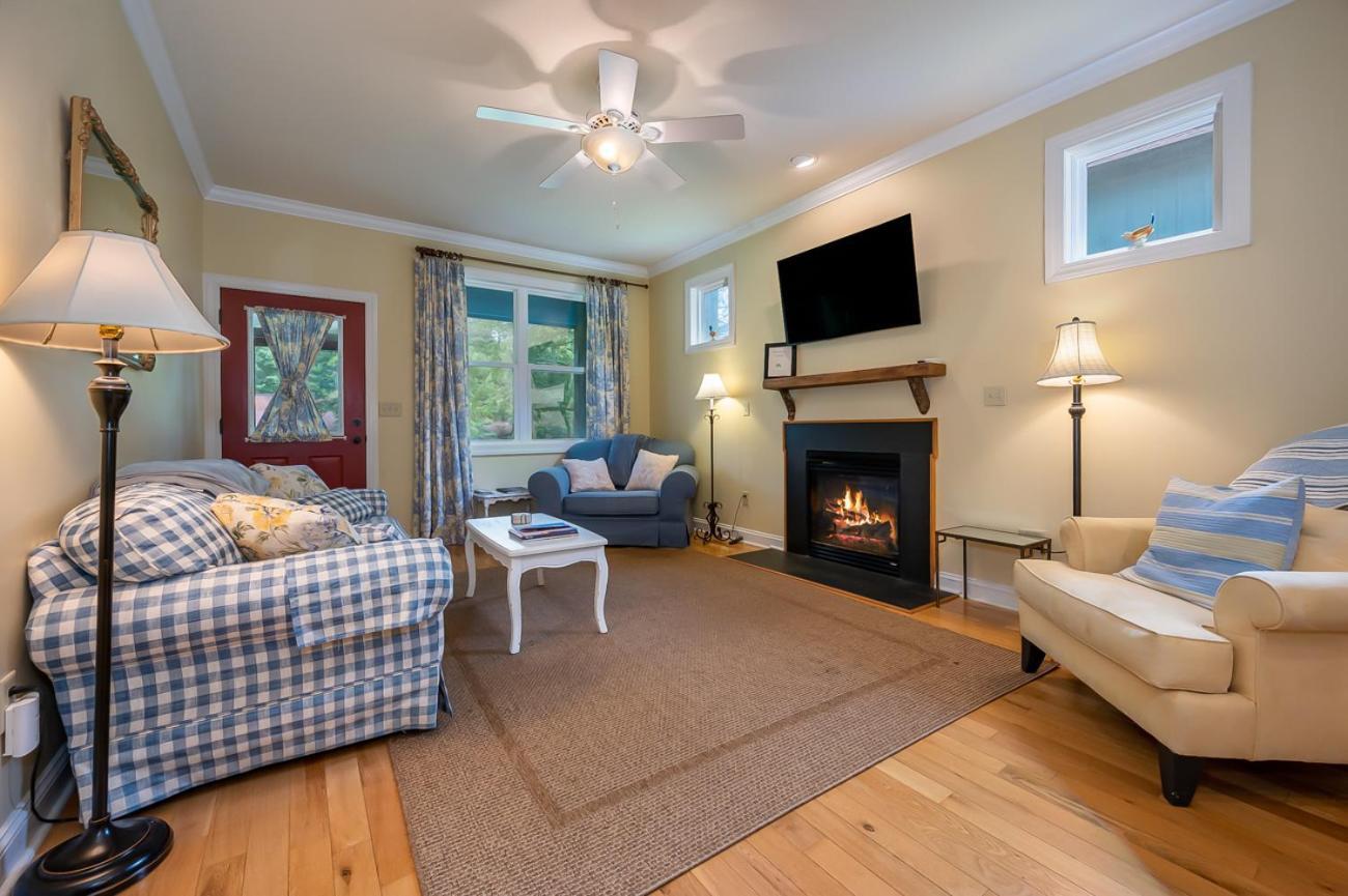 Buttercup Cottage Asheville Extérieur photo