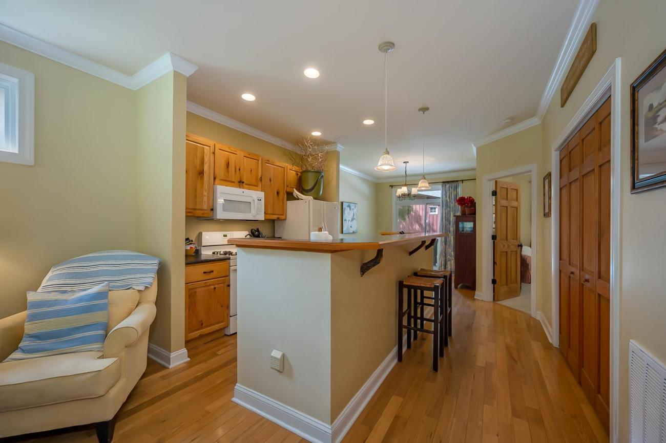 Buttercup Cottage Asheville Extérieur photo